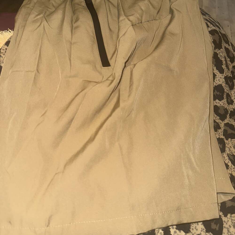 Tech Training Shorts - Picture 3 of 6